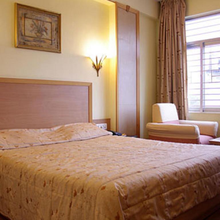 Hotel Roopa Mysore Exterior photo