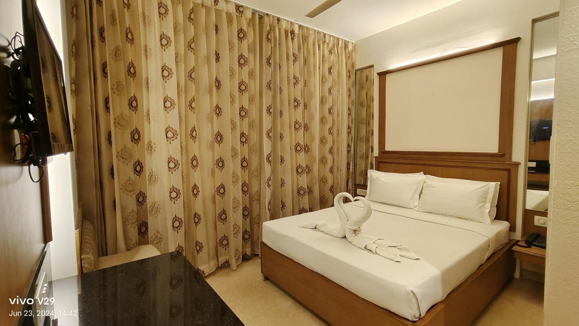 Hotel Roopa Mysore Exterior photo