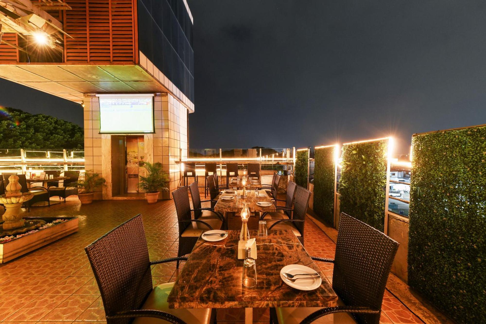 Hotel Roopa Mysore Exterior photo