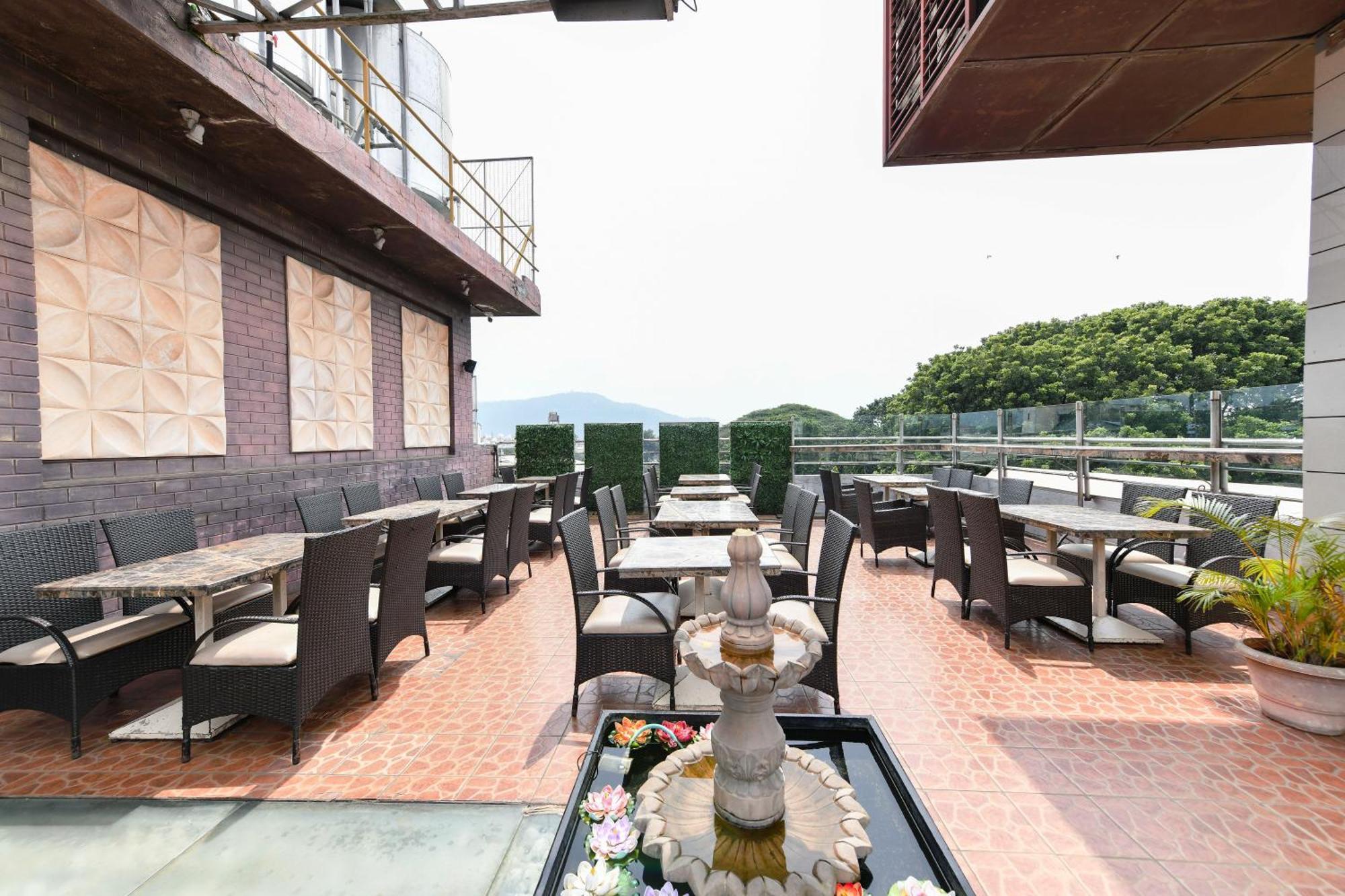 Hotel Roopa Mysore Exterior photo