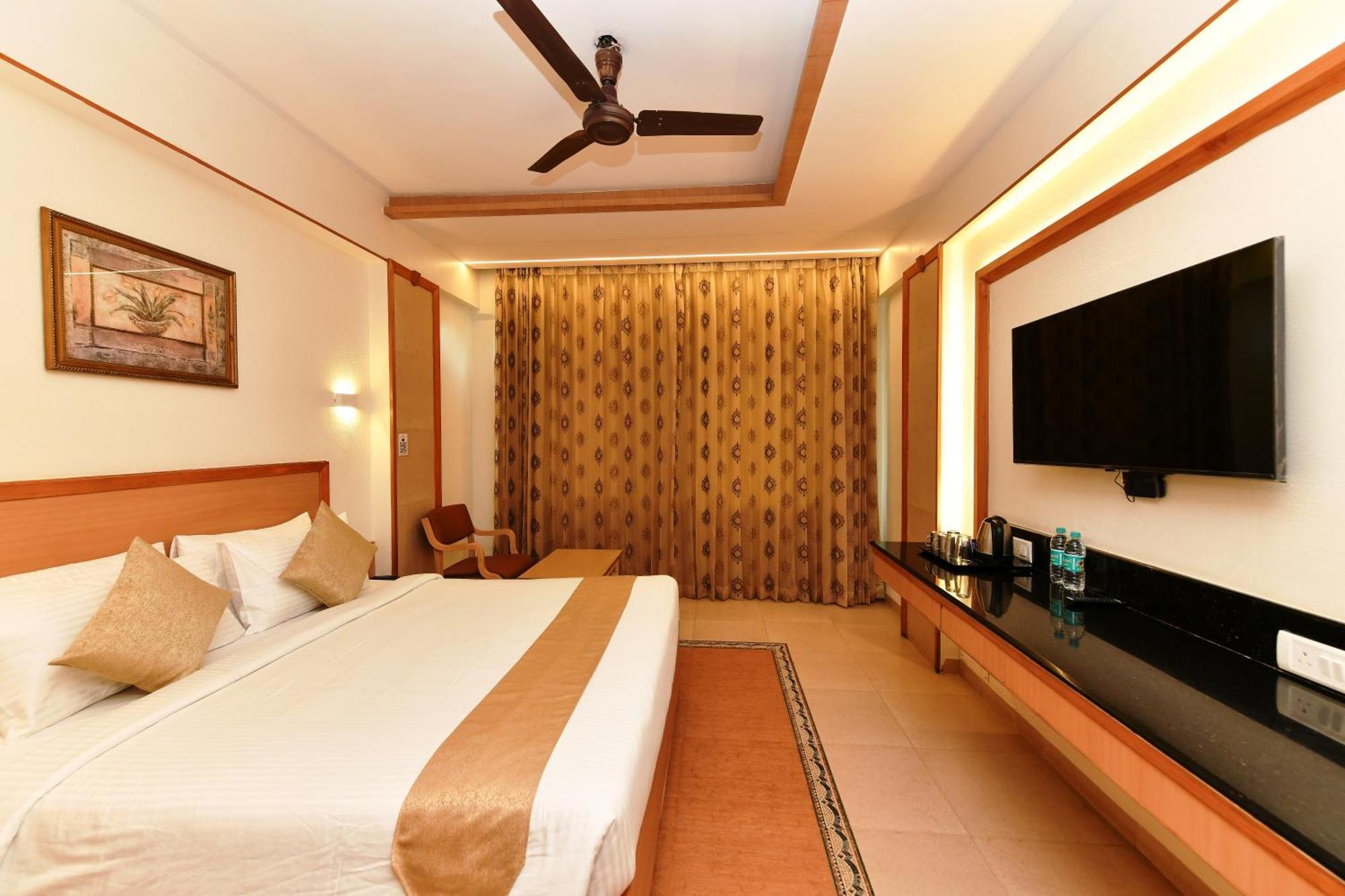 Hotel Roopa Mysore Exterior photo